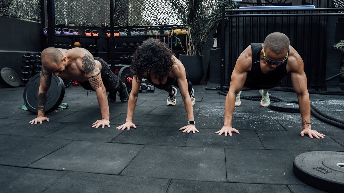 Ejercicios para Mantenerte en Forma en Casa
